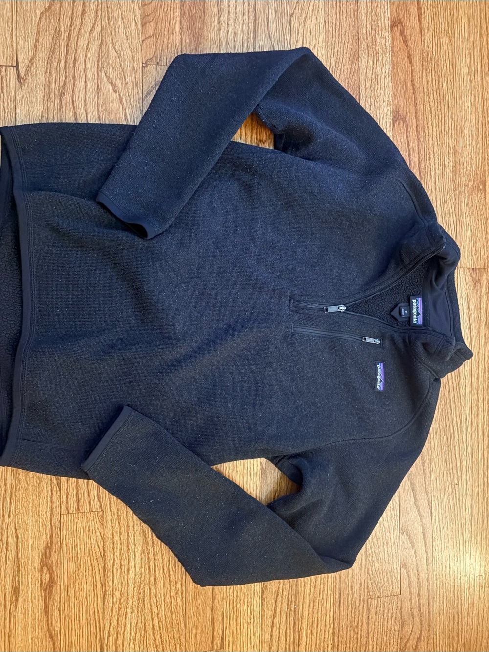 Patagonia Men’s Black Half-Zip Fleece Pullover